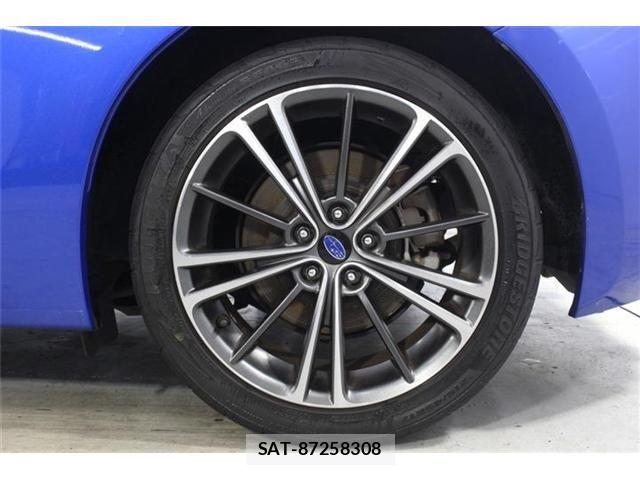 Subaru BRZ 2014-10 8034689-24