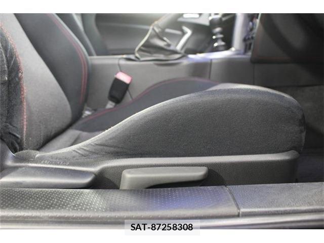 Subaru BRZ 2014-10 8034689-28