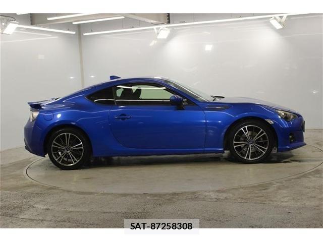 Subaru BRZ 2014-10 8034689-3