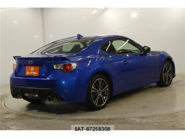 Subaru BRZ 2014-10 8034689-4