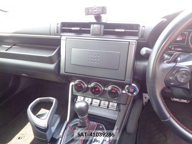 Subaru BRZ 2021-10 8073147-10