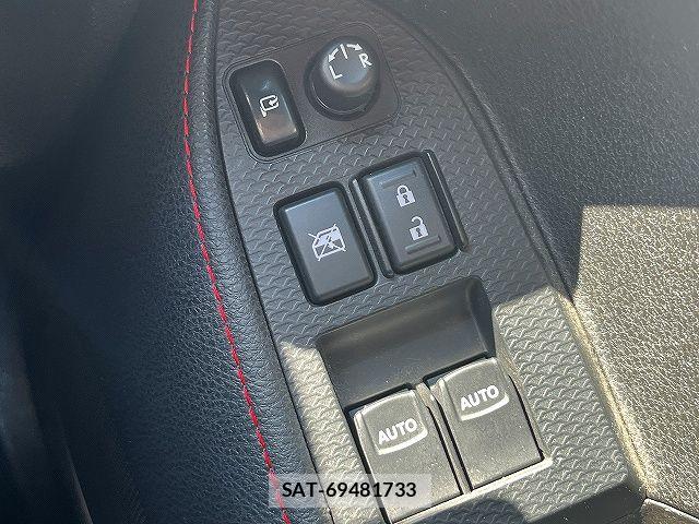 Subaru BRZ 2012-09 8098368-10