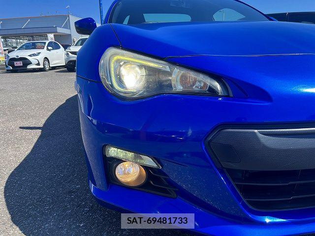 Subaru BRZ 2012-09 8098368-21