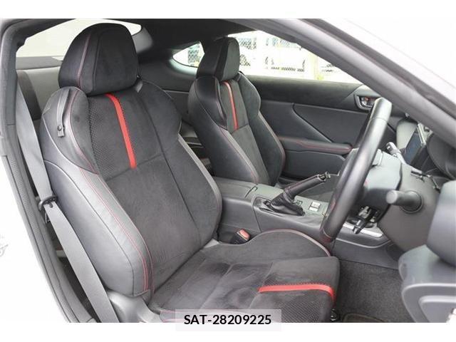 Subaru BRZ 2022-02 8098366-13