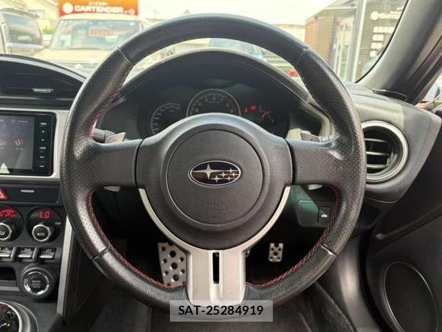 Subaru BRZ 2012-07 8098370-16