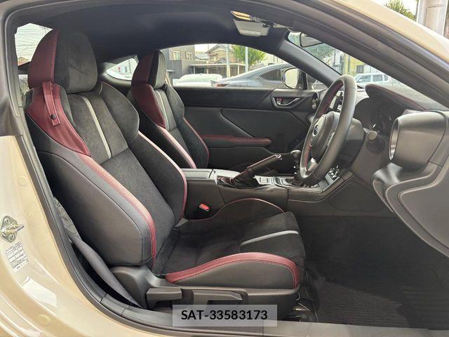Subaru BRZ 2024-06 8129286-8