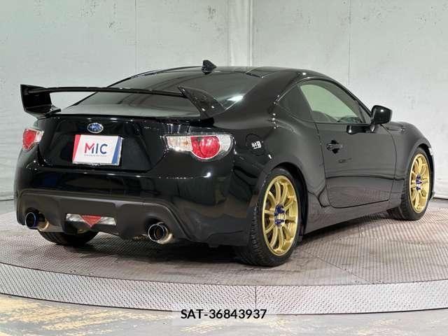 Subaru BRZ 2016-03 8158103-4