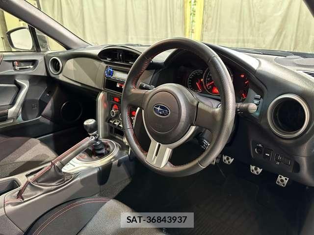 Subaru BRZ 2016-03 8158103-8