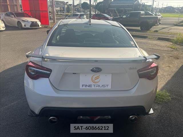 Subaru BRZ 2016-09 8206715-16