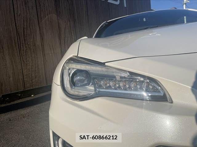Subaru BRZ 2016-09 8206715-20