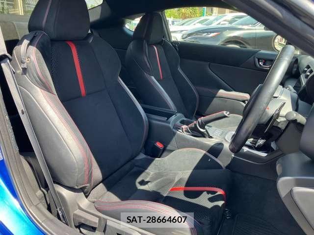 Subaru BRZ 2021-10 8206711-21