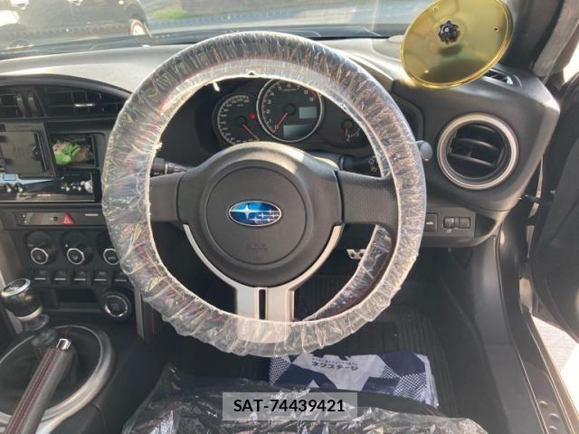 Subaru BRZ 2014-08 8229107-14