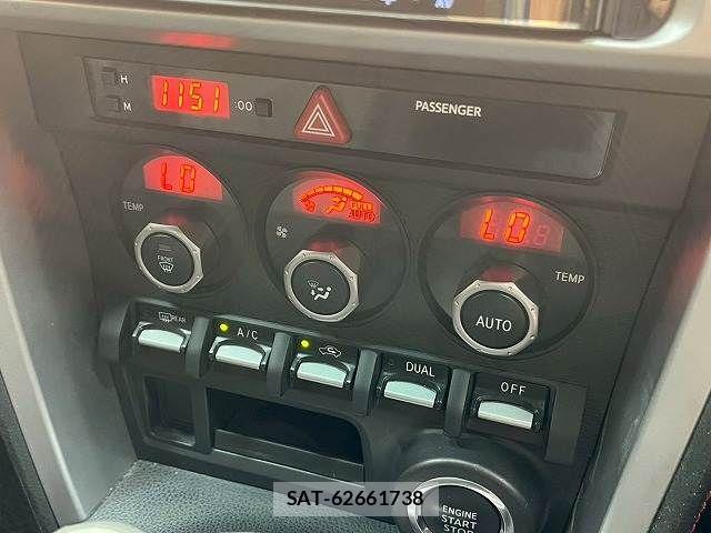Subaru BRZ 2013-03 8244760-11