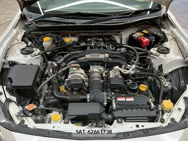 Subaru BRZ 2013-03 8244760-13