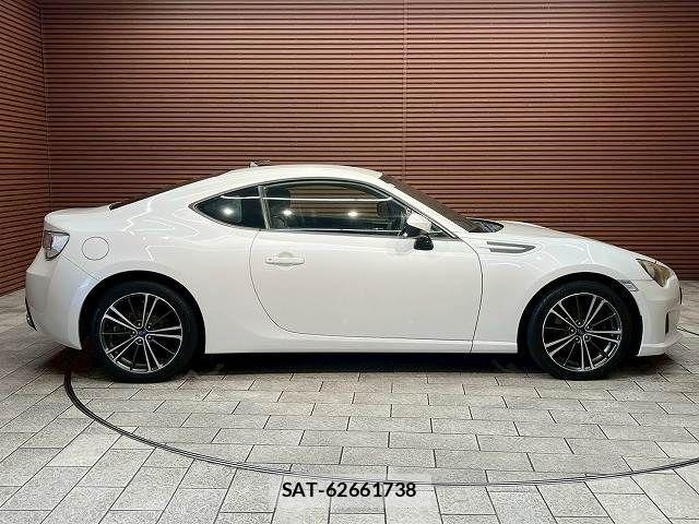 Subaru BRZ 2013-03 8244760-17
