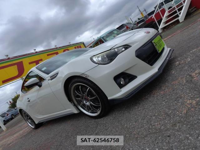 Subaru BRZ 2014-07 8244759-24