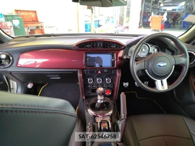 Subaru BRZ 2014-07 8244759-2