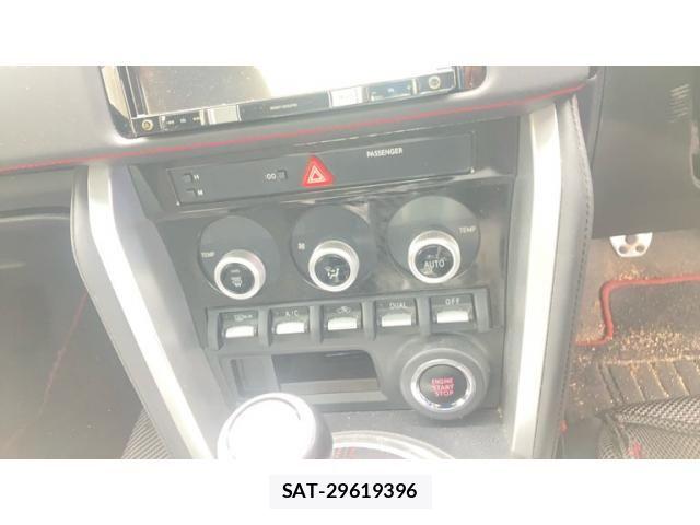 Subaru BRZ 2018-01 8313533-23