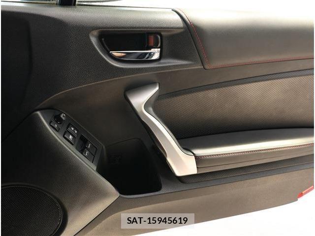 Subaru BRZ 2016-11 8313526-4