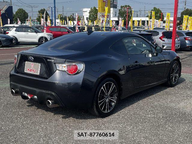 Subaru BRZ 2016-02 8313525-2