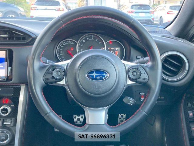 Subaru BRZ 2018-01 8313524-10