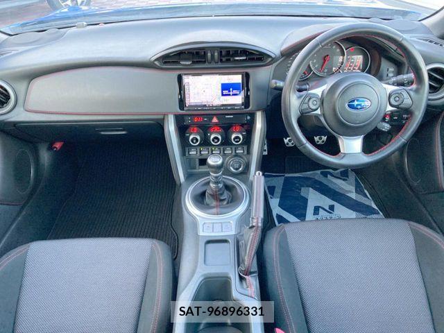 Subaru BRZ 2018-01 8313524-1