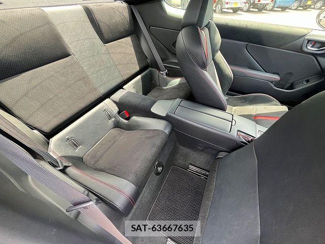 Subaru BRZ 2022-11 8313522-9