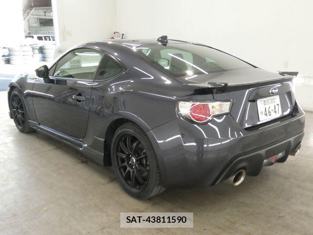 Subaru BRZ 2015-06 8335160-1