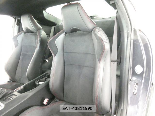 Subaru BRZ 2015-06 8335160-21