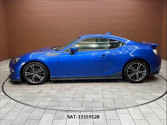 Subaru BRZ 2015-08 8335154-17