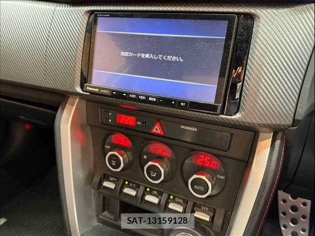 Subaru BRZ 2015-08 8335154-2