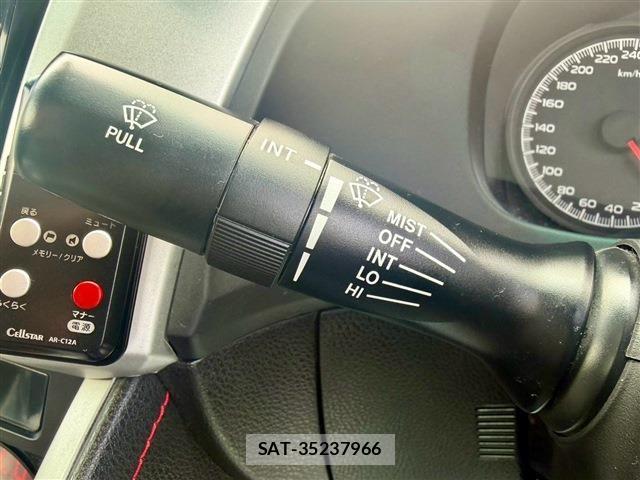 Subaru BRZ 2012-07 8335156-11