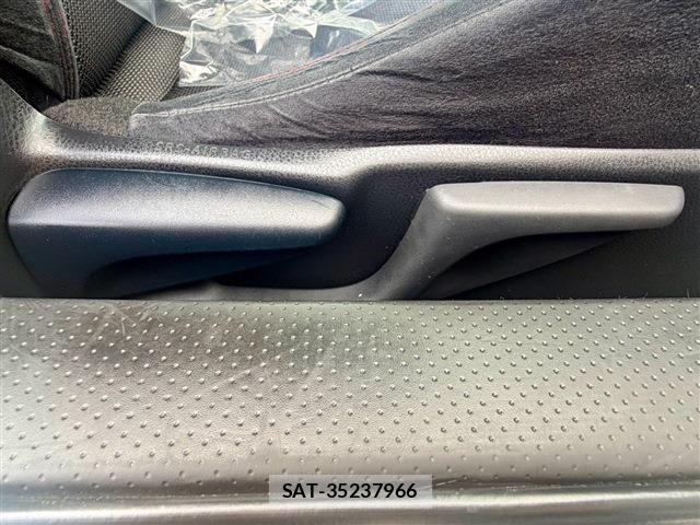 Subaru BRZ 2012-07 8335156-18