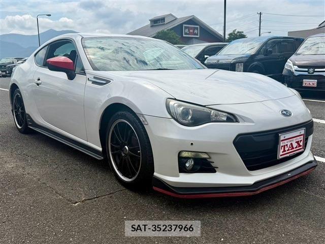 Subaru BRZ 2012-07 8335156-27
