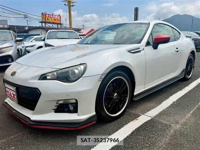 Subaru BRZ 2012-07 8335156-29