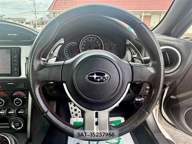 Subaru BRZ 2012-07 8335156-3