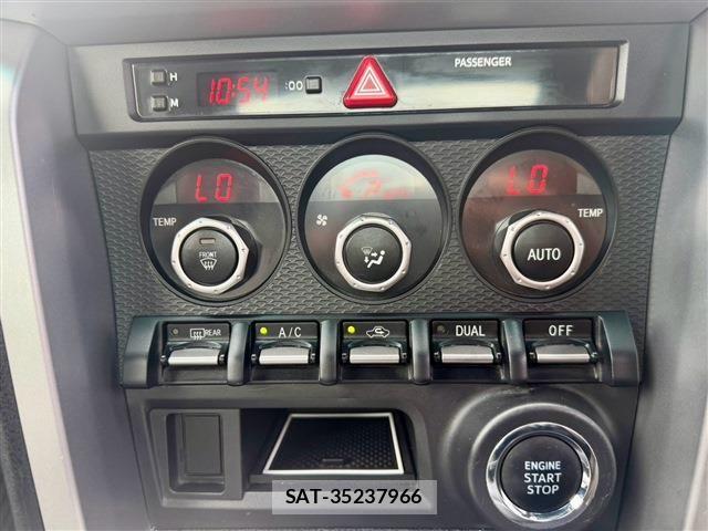 Subaru BRZ 2012-07 8335156-7