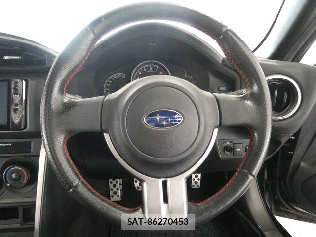 Subaru BRZ 2014-01 8354052-23