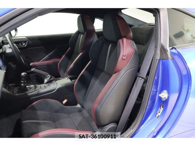 Subaru BRZ 2023-08 8365015-4