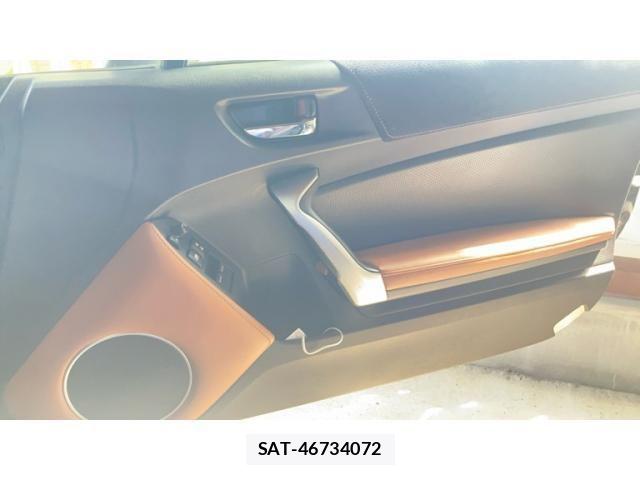 Subaru BRZ 2014-04 8365018-26
