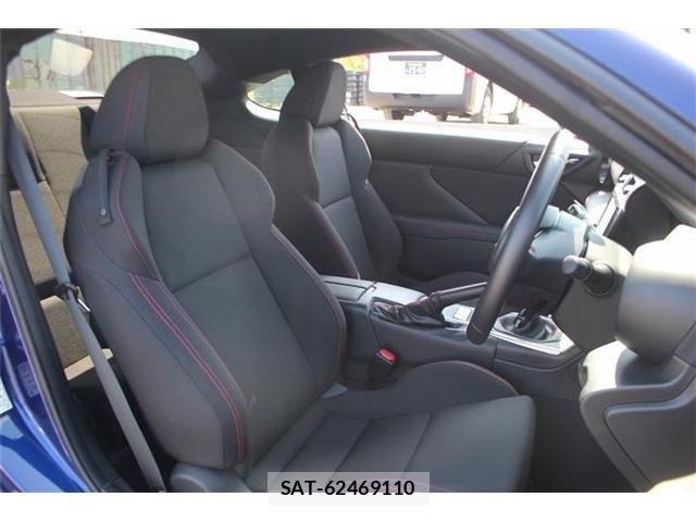 Subaru BRZ 2022-10 8365016-18