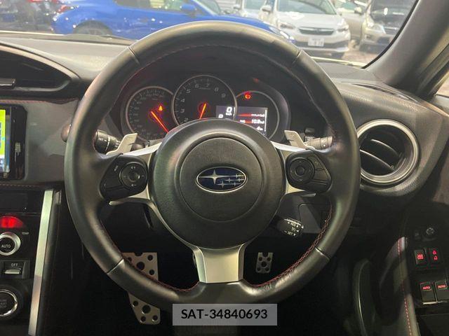Subaru BRZ 2020-01 8437976-9
