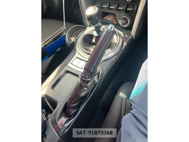 Subaru BRZ 2012-04 8457123-15