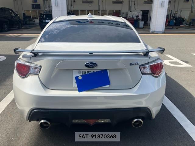 Subaru BRZ 2012-04 8457123-3