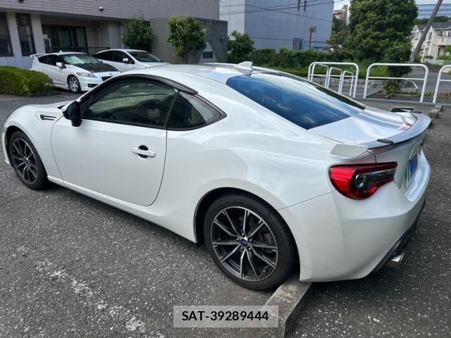 Subaru BRZ 2017-05 8485130-11