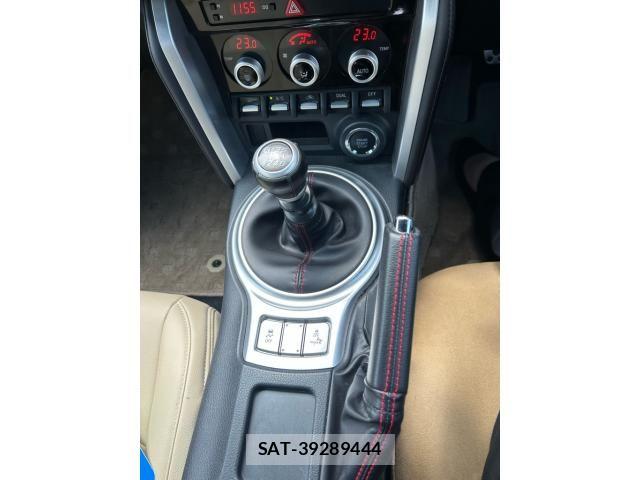 Subaru BRZ 2017-05 8485130-17