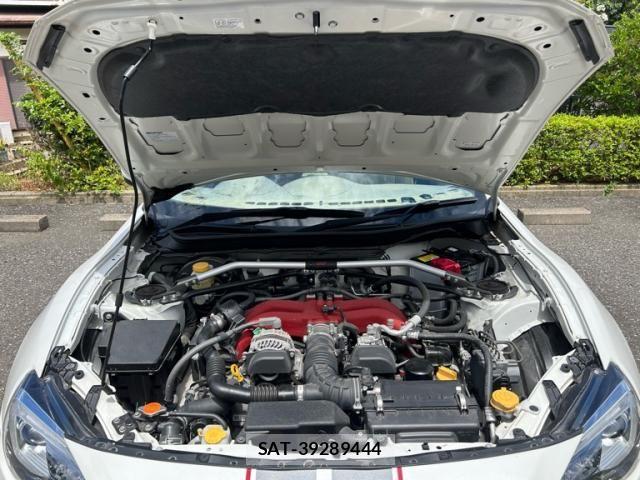 Subaru BRZ 2017-05 8485130-24