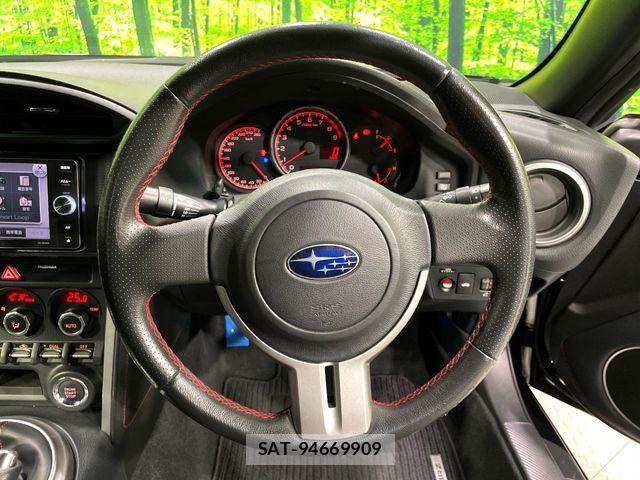 Subaru BRZ 2014-02 8523853-12