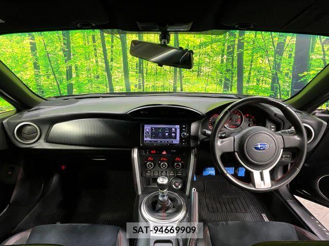 Subaru BRZ 2014-02 8523853-1