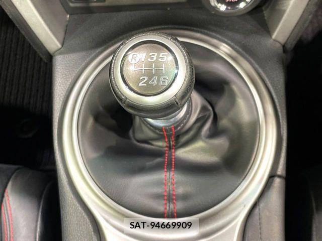 Subaru BRZ 2014-02 8523853-2